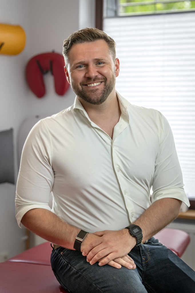 Physiotherapeut Alexander Barz Physiotherapeut Alexander Barz